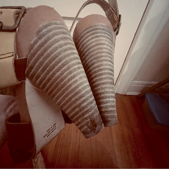 Seychelles heeled sandals - Picture 7 of 7